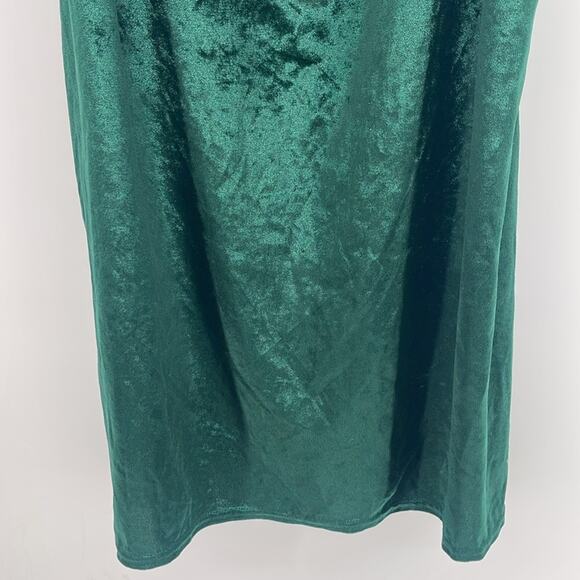Vintage Delicates crushed velvet floral embroidered scoop back chemise nightgown - Picture 3 of 5